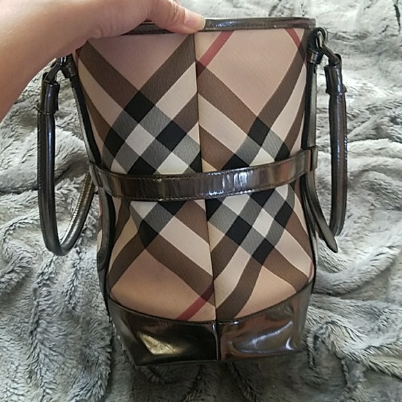 Burberry Nova purse - Picture 6 of 7